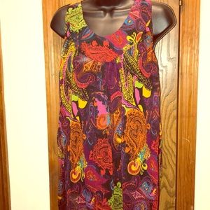 NWT ✨ Summery Sleeveless top. Great piece 💫